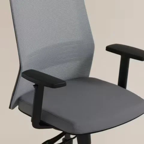 bodi_des_2 - OEC Business Interiors